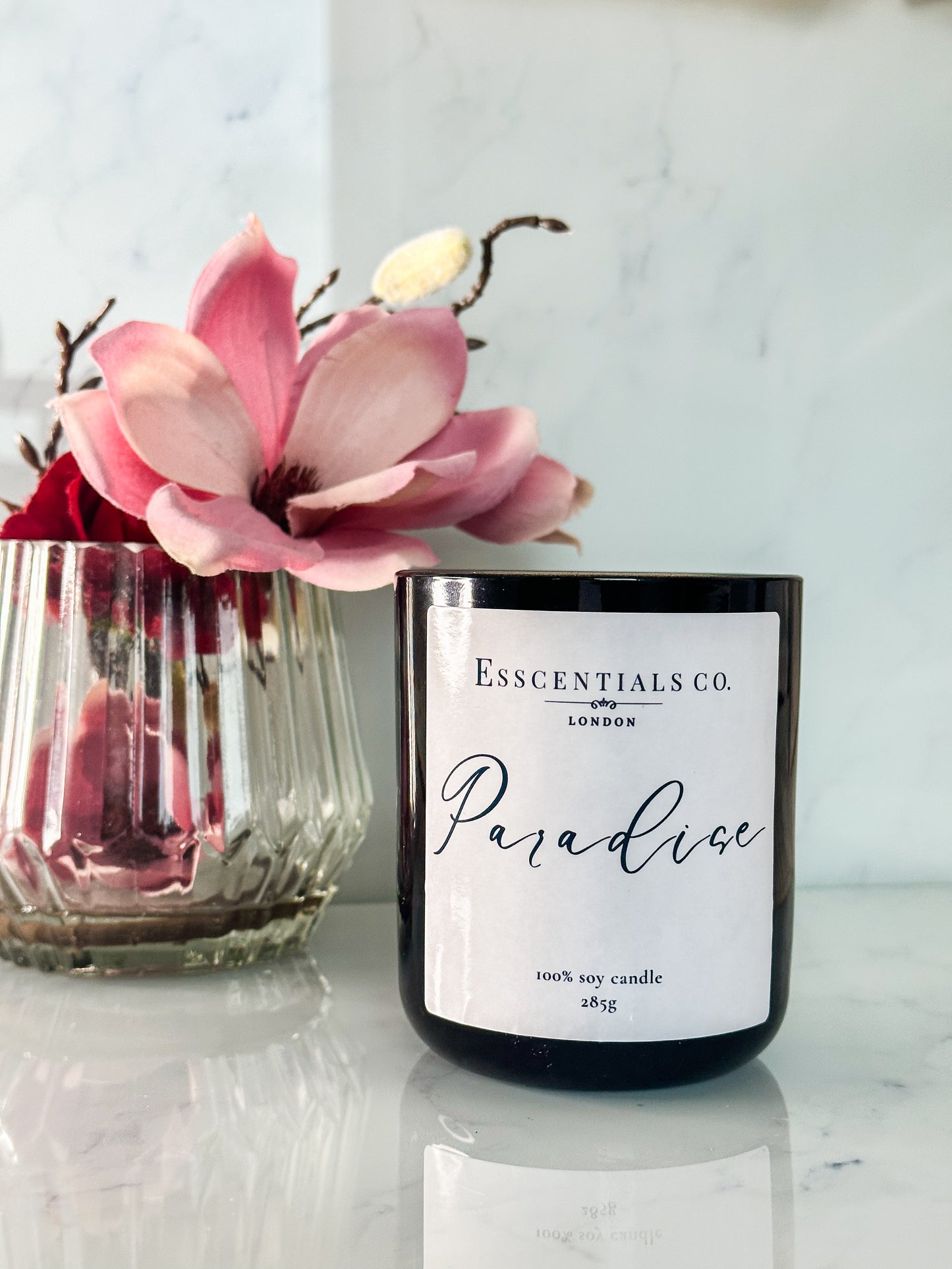 Paradise | Vanilla & Coconut Candle| The Esscential Collection - Esscentials Co.