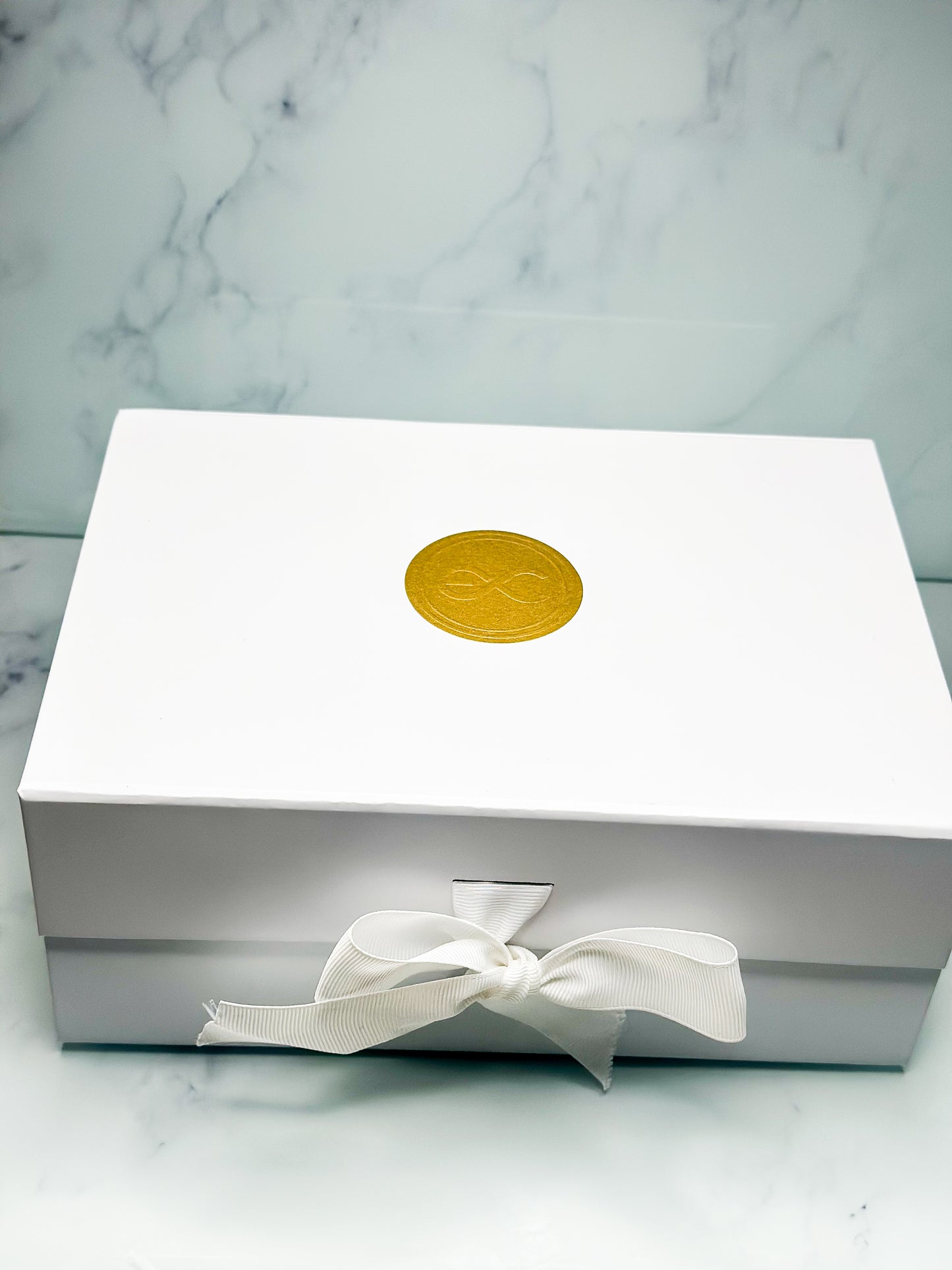 The Trio Holiday Gift Set - Limited Edition - Esscentials Co.